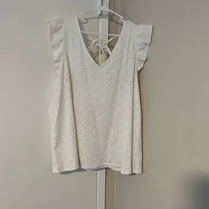 Ava and Viv White Cotten Eyelet Flutter Tank Top - Size 2XL